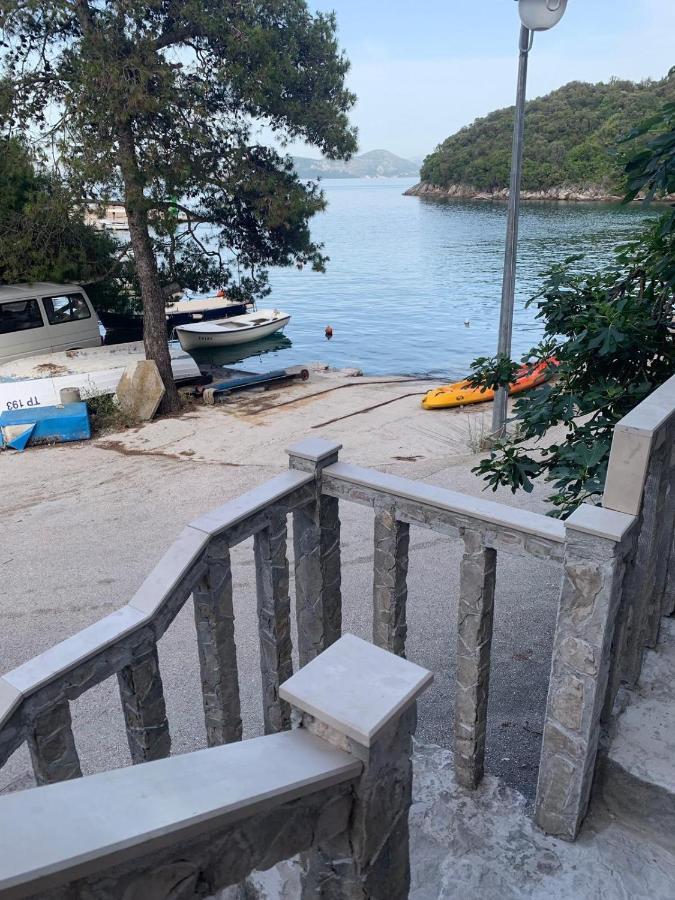Apartments By The Sea Cove Crkvice, Peljesac - 17667 Kuna Pelješka Zewnętrze zdjęcie